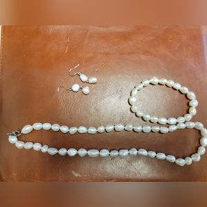 Pearl set